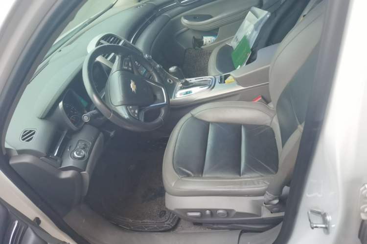 Used Chevrolet Malibu 2013 2.4L Automatic Luxury Edition Left Front Seat