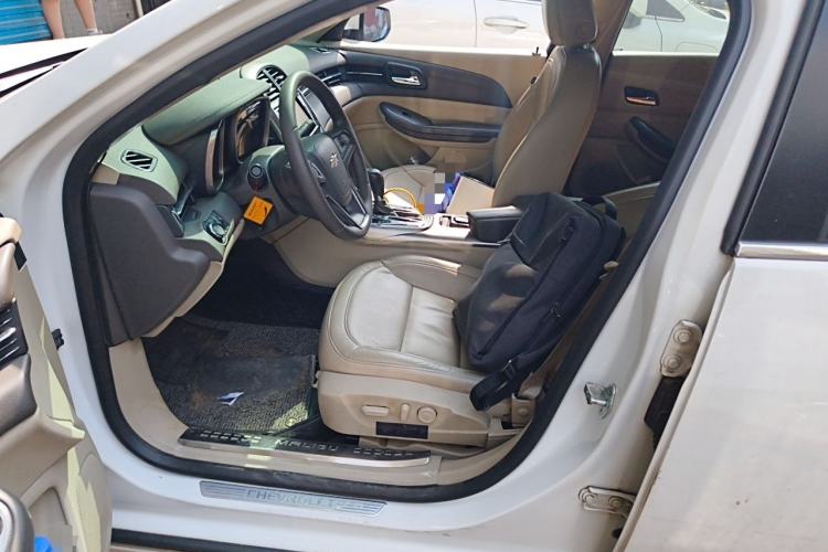 Used Chevrolet Malibu 2013 2.4L Automatic Luxury Edition Left Front Seat