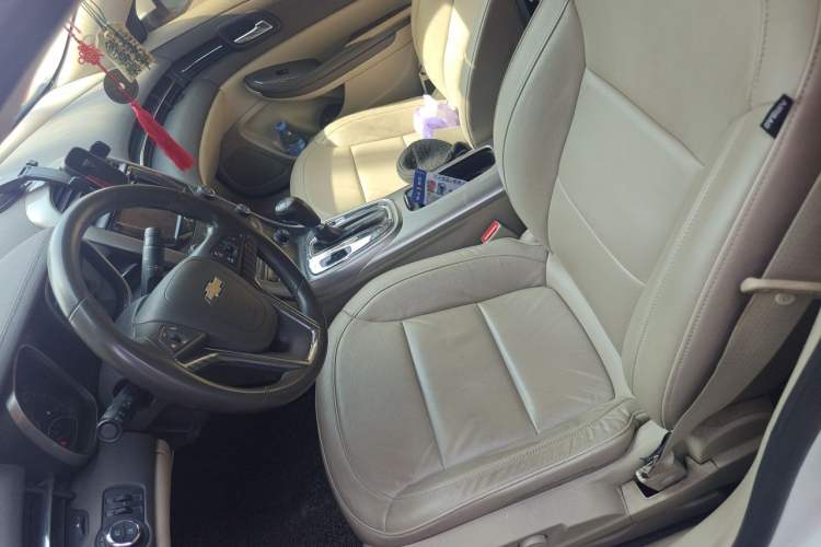 Used Chevrolet Malibu 2013 2.0L Automatic Luxury Edition Left Front Seat