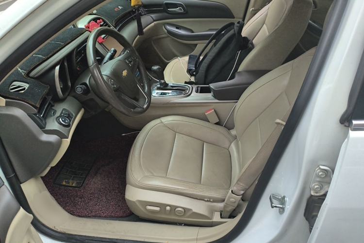Used Chevrolet Malibu 2013 2.0L Automatic Comfort Edition Left Front Seat