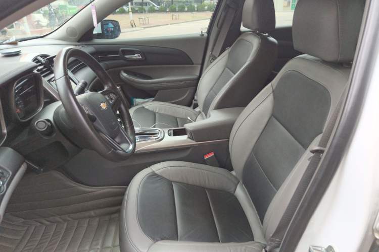 Used Chevrolet Malibu 2013 2.0L Automatic Luxury Edition Left Front Seat