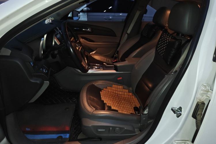 Used Chevrolet Malibu 2013 2.0L Automatic Luxury Edition Left Front Seat