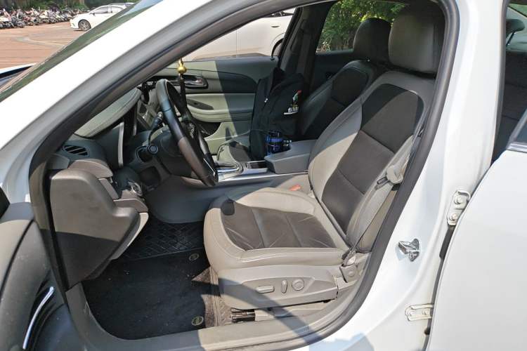Used Chevrolet Malibu 2013 2.0L Automatic Luxury Edition Left Front Seat