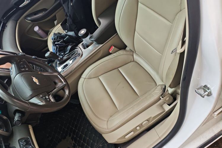 Used Chevrolet Malibu 2013 2.4L Automatic Luxury Edition Left Front Seat