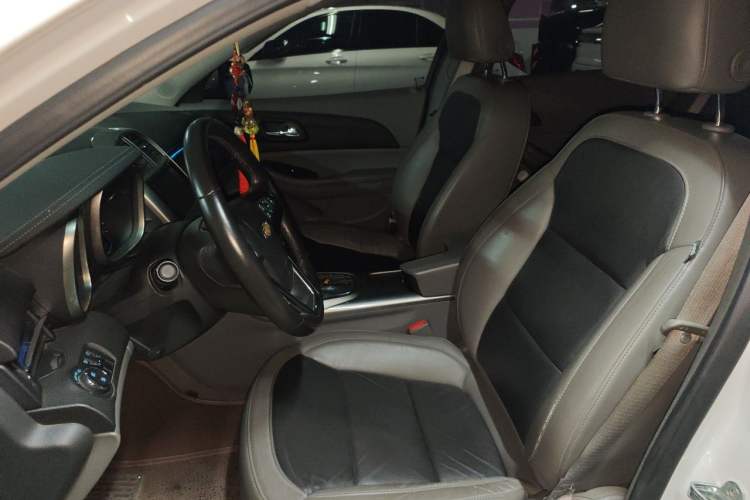 Used Chevrolet Malibu 2013 2.0L Automatic Luxury Edition Left Front Seat