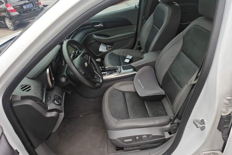 Used Chevrolet Malibu 2013 2.4L Automatic Luxury Edition Left Front Seat