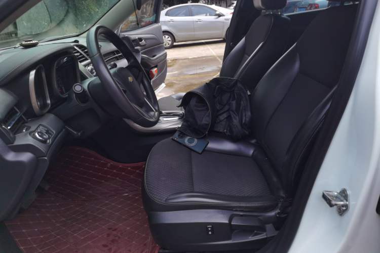 Used Chevrolet Malibu 2013 1.6T Automatic Comfort Edition Left Front Seat
