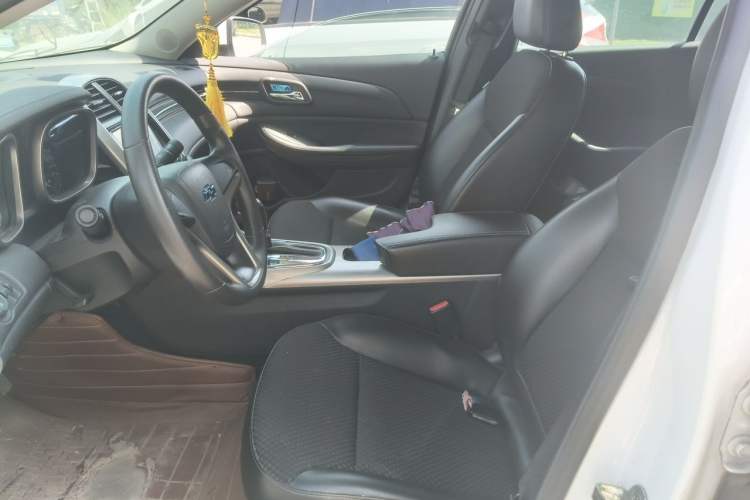 Used Chevrolet Malibu 2013 1.6T Automatic Comfort Edition Left Front Seat