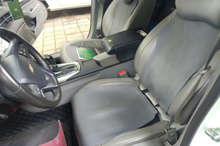 Used Chevrolet Malibu 2013 2.4L Automatic Luxury Edition Left Front Seat