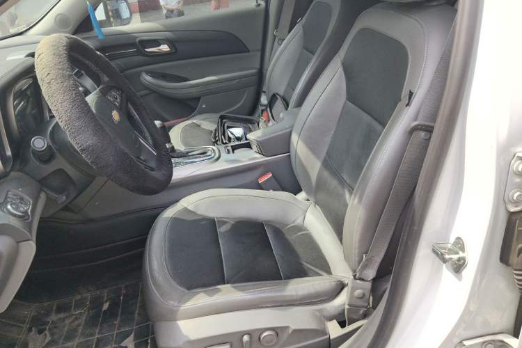 Used Chevrolet Malibu 2013 2.4L Automatic Luxury Edition Left Front Seat