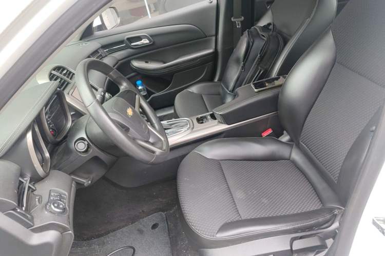 Used Chevrolet Malibu 2013 1.6T Automatic Comfort Edition Left Front Seat