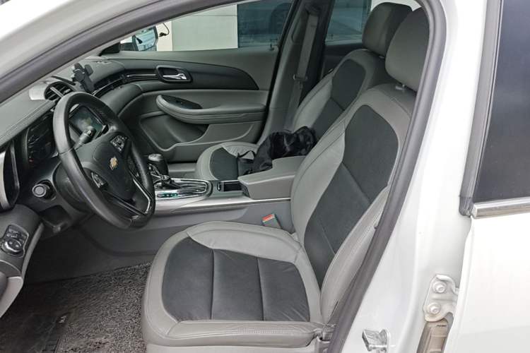 Used Chevrolet Malibu 2013 2.0L Automatic Luxury Edition Left Front Seat