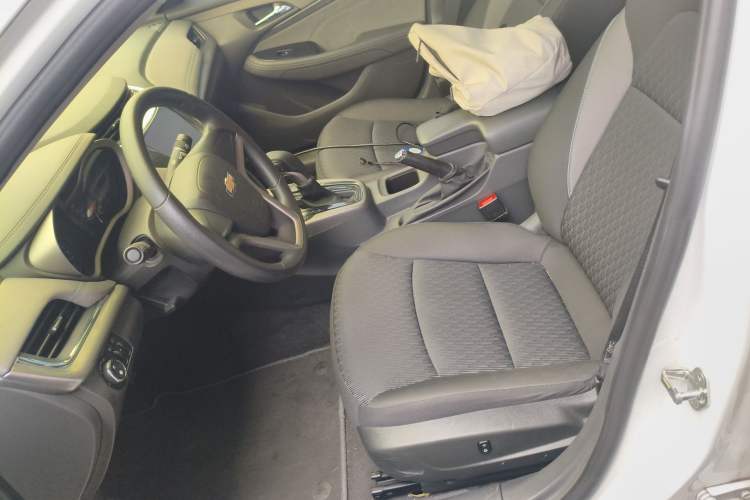 Used Chevrolet Malibu 2013 1.6T Automatic Comfort Edition Left Front Seat