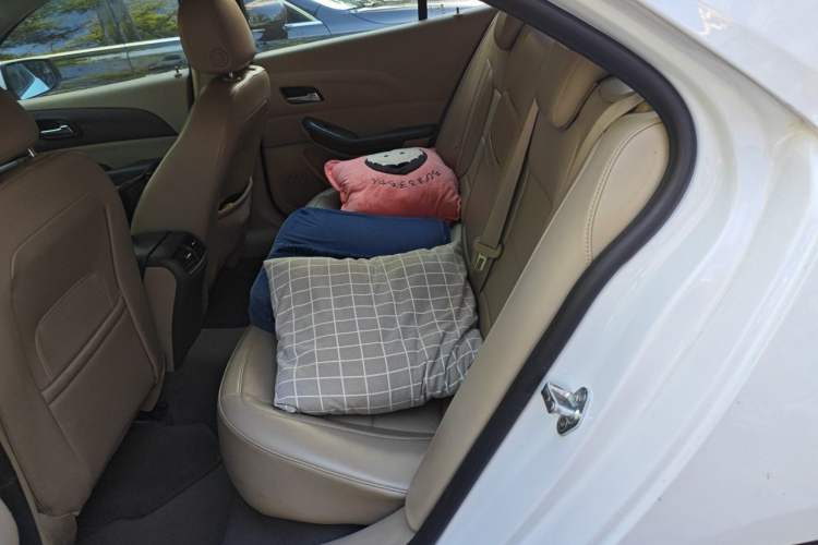 Used Chevrolet Malibu 2013 2.4L Automatic Luxury Edition Left Rear Seat