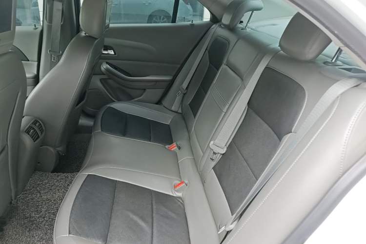 Used Chevrolet Malibu 2013 2.0L Automatic Luxury Edition Left Rear Seat