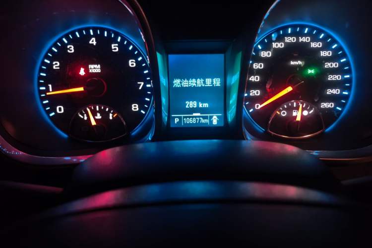 Used Chevrolet Malibu 2013 1.6T Automatic Comfort Edition Odometer Close Up