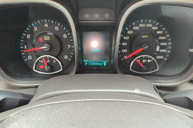 Used Chevrolet Malibu 2013 2.0L Automatic Comfort Edition Odometer Close Up