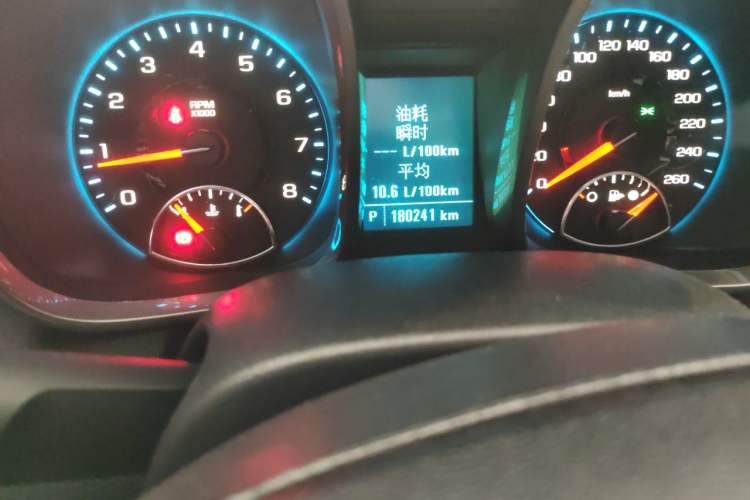 Used Chevrolet Malibu 2013 1.6T Automatic Comfort Edition Odometer Close Up