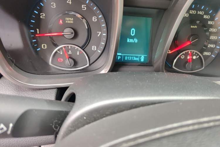 Used Chevrolet Malibu 2013 2.4L Automatic Luxury Edition Odometer Close Up