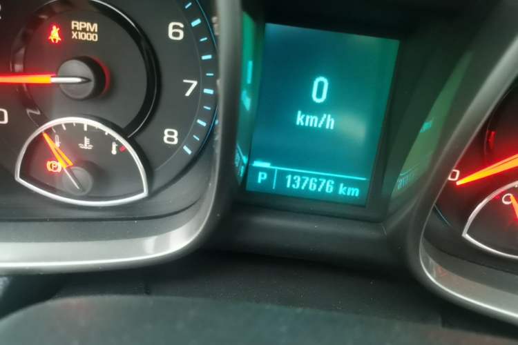Used Chevrolet Malibu 2013 1.6T Automatic Comfort Edition Odometer Close Up