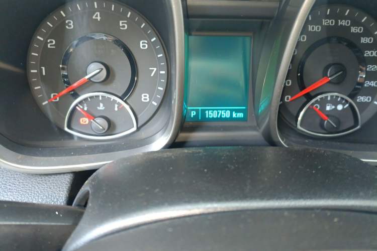 Used Chevrolet Malibu 2013 2.4L Automatic Luxury Edition Odometer Close Up