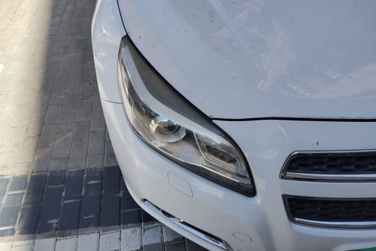 Used Chevrolet Malibu 2013 2.4L Automatic Flagship Edition Right Front Headlight