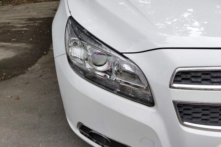 Used Chevrolet Malibu 2013 1.6T Automatic Comfort Edition Right Front Headlight