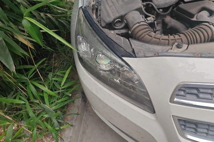 Used Chevrolet Malibu 2013 2.0L Automatic Luxury Edition Right Front Headlight