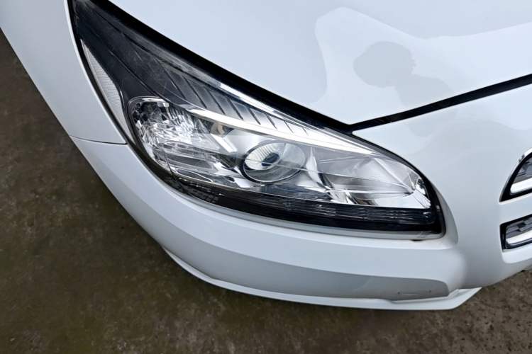 Used Chevrolet Malibu 2013 2.0L Automatic Comfort Edition Right Front Headlight