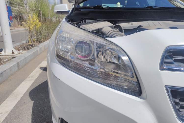 Used Chevrolet Malibu 2013 2.0L Automatic Luxury Edition Right Front Headlight
