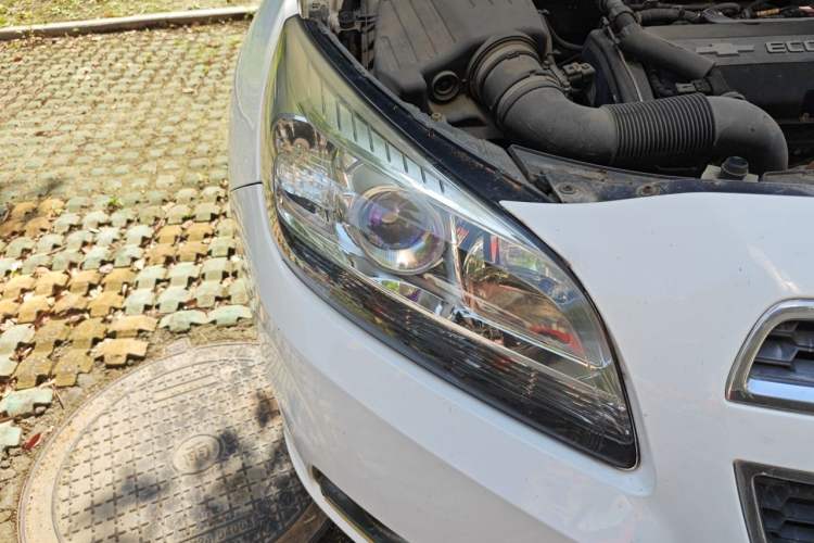 Used Chevrolet Malibu 2013 1.6T Automatic Comfort Edition Right Front Headlight