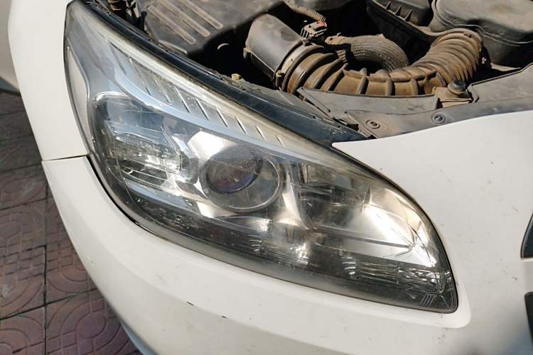 Used Chevrolet Malibu 2013 2.4L Automatic Luxury Edition Right Front Headlight