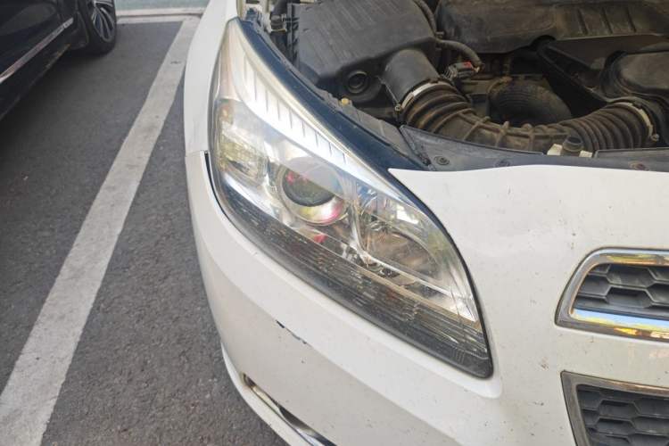 Used Chevrolet Malibu 2013 2.4L Automatic Luxury Edition Right Front Headlight