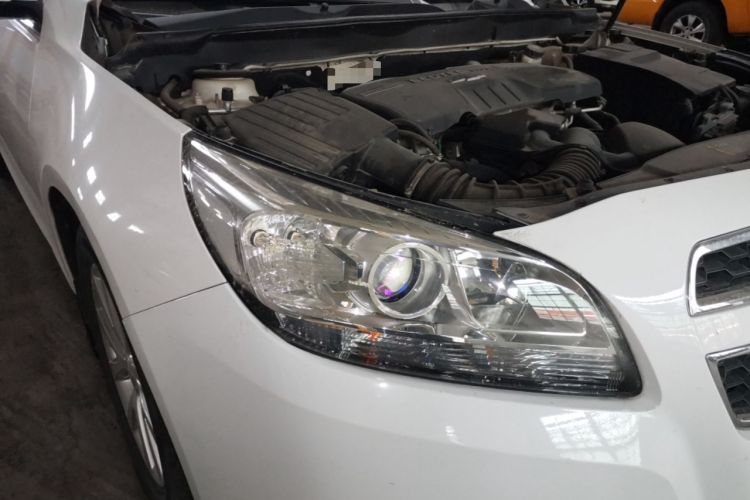 Used Chevrolet Malibu 2013 2.0L Automatic Luxury Edition Right Front Headlight