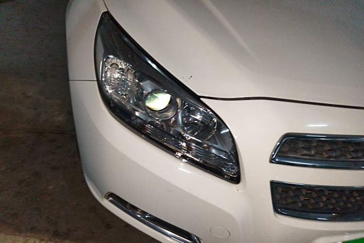 Used Chevrolet Malibu 2013 2.0L Automatic Luxury Edition Right Front Headlight