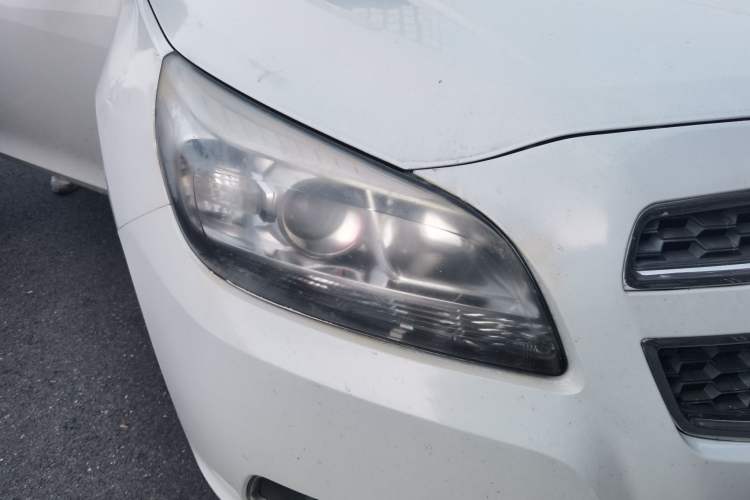 Used Chevrolet Malibu 2013 2.4L Automatic Luxury Edition Right Front Headlight