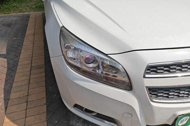 Used Chevrolet Malibu 2013 2.0L Automatic Luxury Edition Right Front Headlight