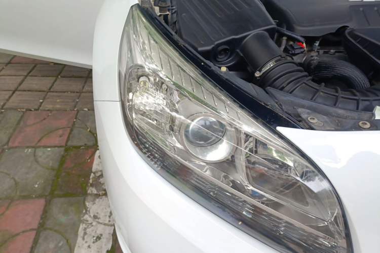 Used Chevrolet Malibu 2013 2.4L Automatic Luxury Edition Right Front Headlight