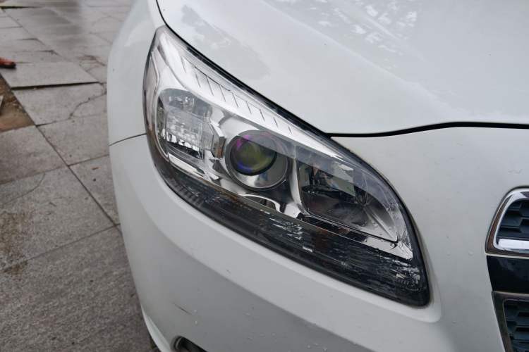 Used Chevrolet Malibu 2013 2.0L Automatic Luxury Edition Right Front Headlight