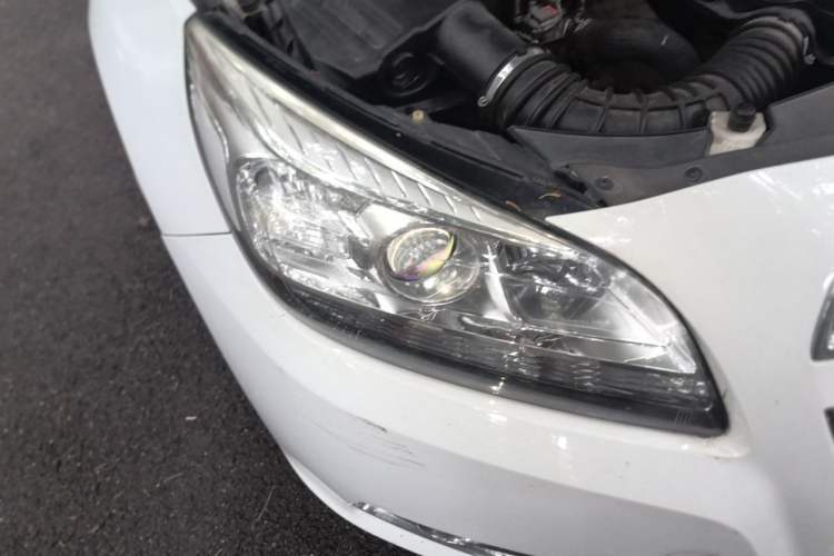 Used Chevrolet Malibu 2013 2.4L Automatic Luxury Edition Right Front Headlight