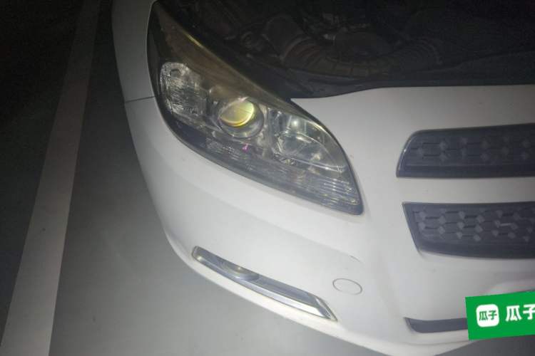 Used Chevrolet Malibu 2013 2.4L Automatic Luxury Edition Right Front Headlight