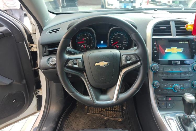Used Chevrolet Malibu 2013 2.4L Automatic Flagship Edition Steering Wheel