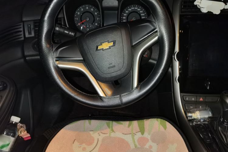 Used Chevrolet Malibu 2013 1.6T Automatic Comfort Edition Steering Wheel