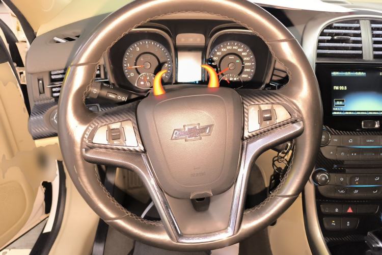 Used Chevrolet Malibu 2013 2.0L Automatic Luxury Edition Steering Wheel