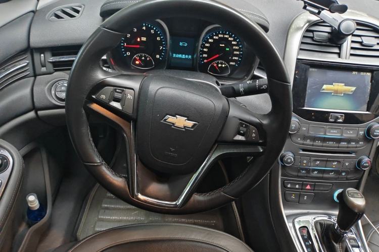 Used Chevrolet Malibu 2013 2.0L Automatic Luxury Edition Steering Wheel