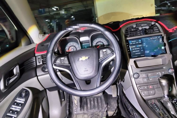 Used Chevrolet Malibu 2013 2.0L Automatic Luxury Edition Steering Wheel