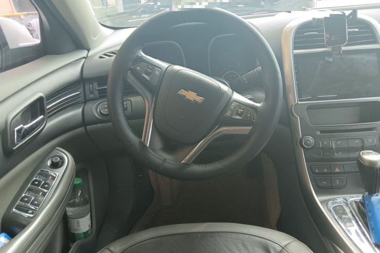 Used Chevrolet Malibu 2013 2.0L Automatic Luxury Edition Steering Wheel