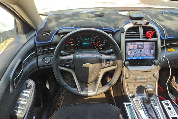 Used Chevrolet Malibu 2013 1.6T Automatic Comfort Edition Steering Wheel