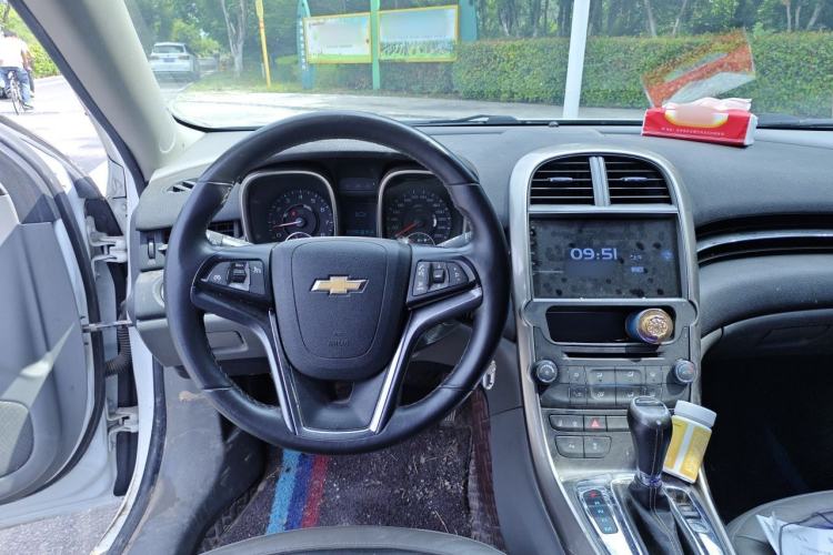 Used Chevrolet Malibu 2013 2.0L Automatic Luxury Edition Steering Wheel