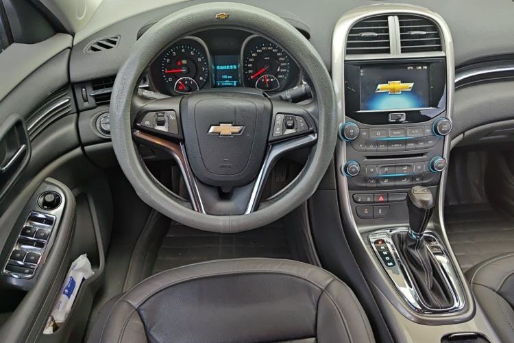 Used Chevrolet Malibu 2013 2.0L Automatic Luxury Edition Steering Wheel